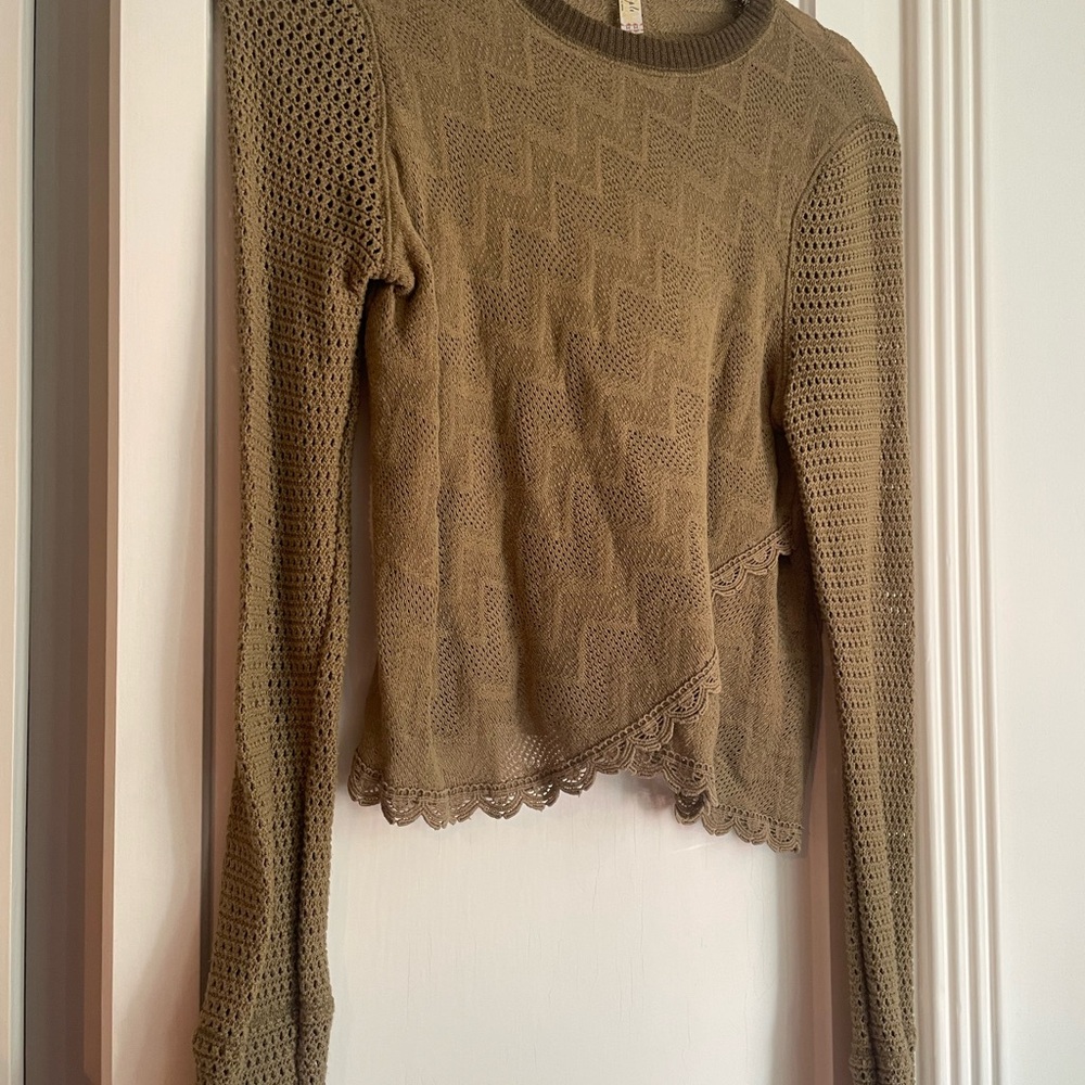 Free People Olive/Khaki Green Knit Top with Lace Accents MEDIUM